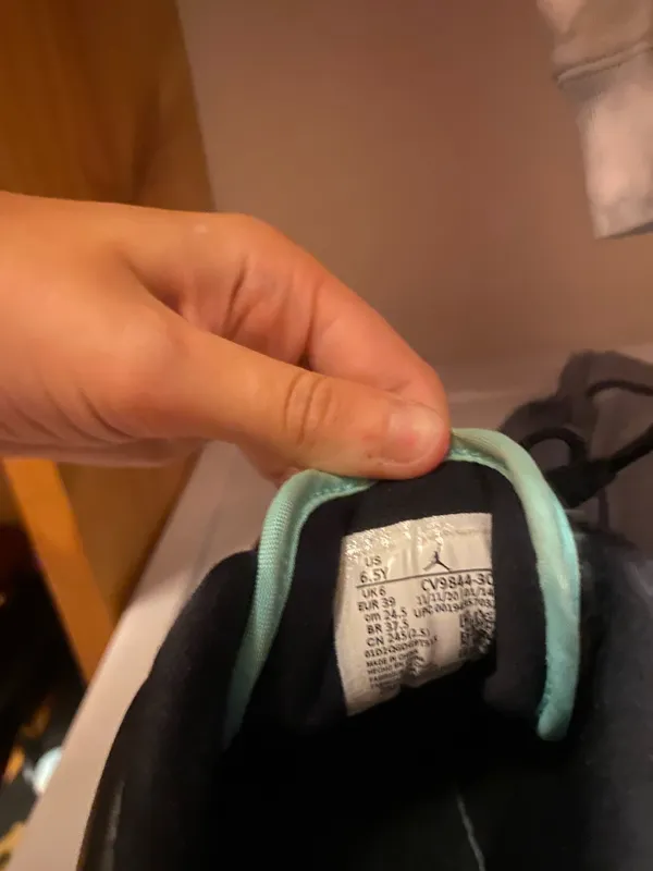 & Other Stories Nike dunks size 6.5 - Image 4