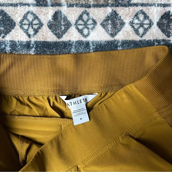 Athleta Brooklyn‎ Ankle Pants Brass Yellow Mid Rise Pockets - Image 4