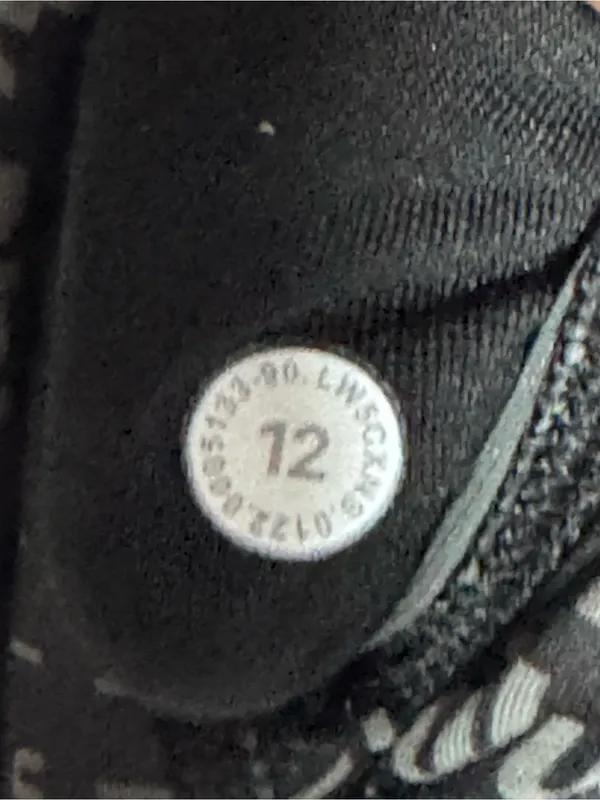 lululemon athletica Wunder High-Rise Train Black & Gray Logo-Print Leggings - Image 5
