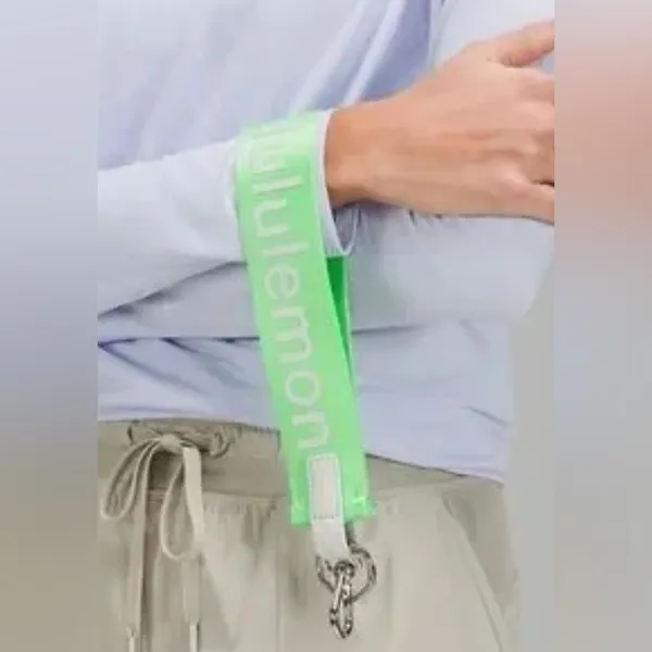 LULULEMON Never Lost Keychain - Image 3