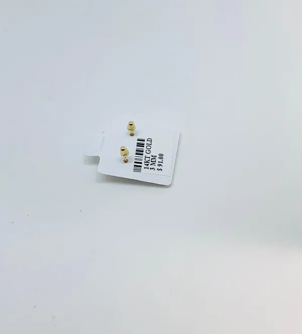 ❤️ 14k gold girl tiny earrings studs ❤️ Screwback ❤️ ❤️ Aretes pequeños de niña con zirconia blanca pequeñitos ❤️ Oro de 14 Kilates ❤️ Broqueles de tornillo - Image 2
