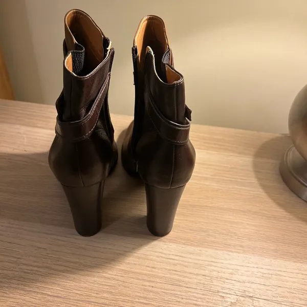 Aldo Brown and Dark Brown Ankle Boots - Image 8
