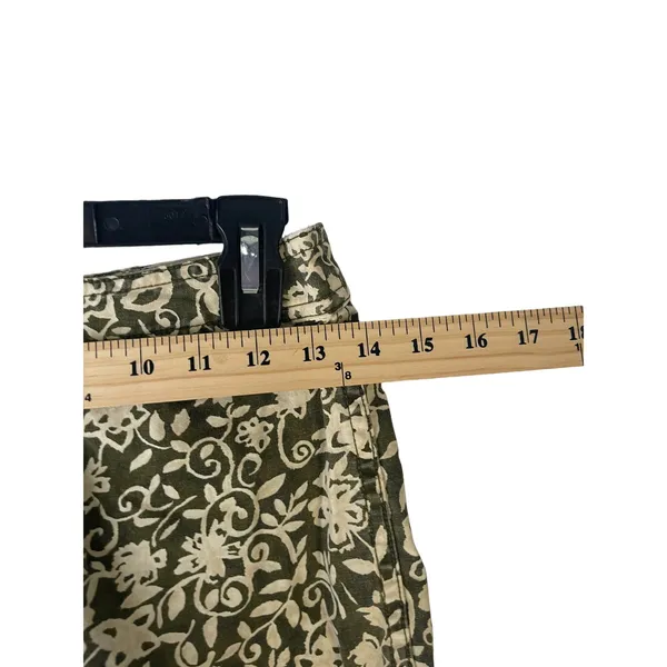 Abercrombie & Fitch Size 0 Green Outdoor Cargo Shorts‎ - Image 6