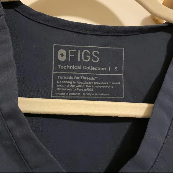 Figs Blue/Gray Technical Collection Scrub Top size Small - Image 4
