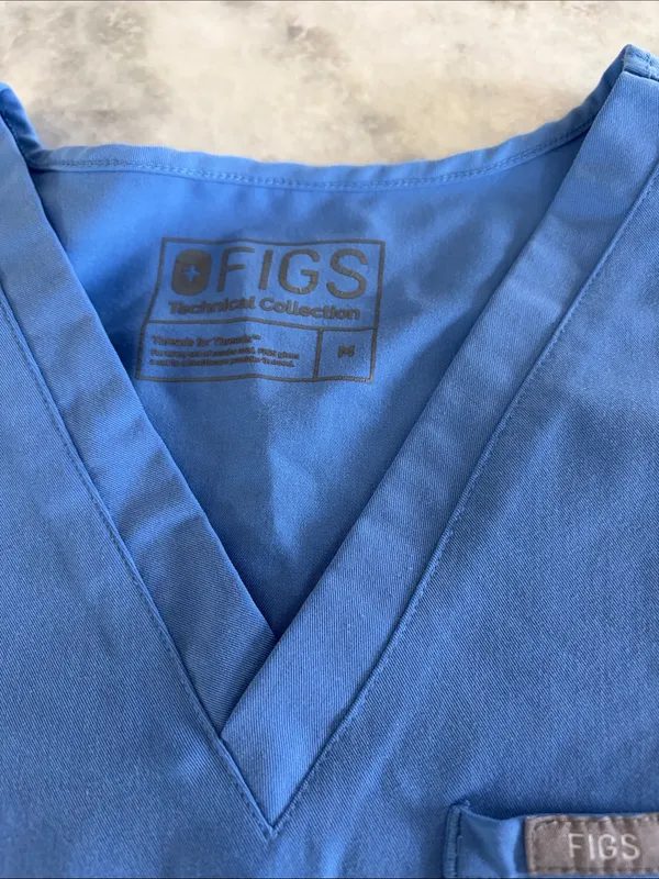 Figs Women’s V-Neck Top in Sky Blue - Image 3