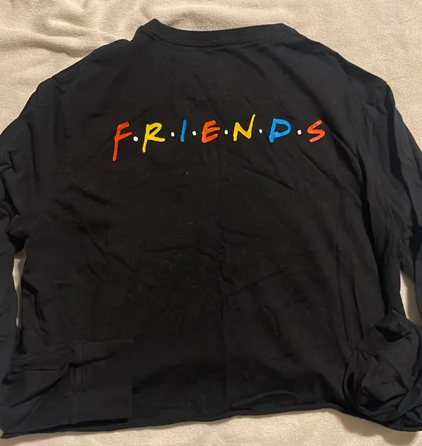 Long Sleeve Crop Top “FRIENDS” The Television Series Shirt Size Smal - Image 5