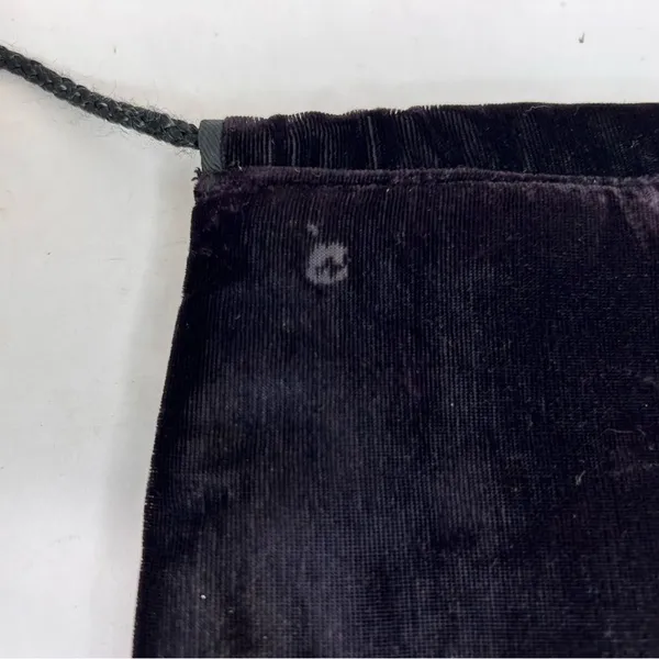 Vintage 70's Magid Handmade Black Velvet Formal Mini Bag - Image 9