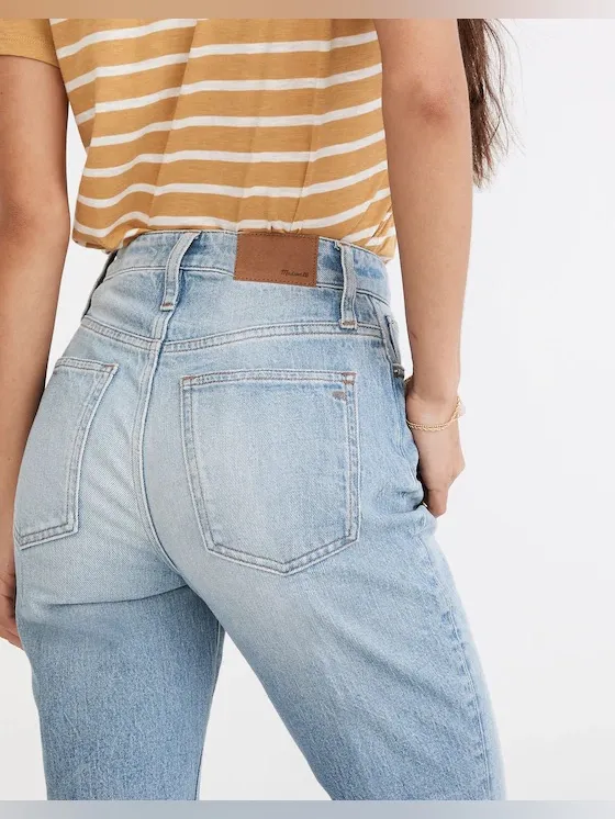 Madewell The Curvy Perfect Vintage Jean in Coney Wash- Size 26 - Image 3