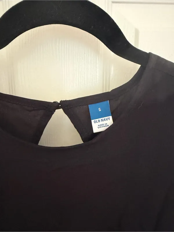 Old Navy Black Fit & Flare Puff Sleeve Dress Size Small - Image 3