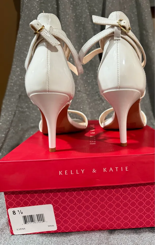 Kelly & Katie Ilvena Heels Women’s 8.5 patent ankle strap NWT - Image 7