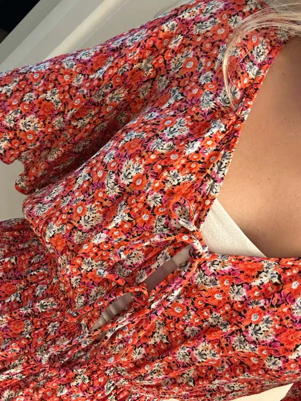 Urban Outfitters Romper Floral - Image 3