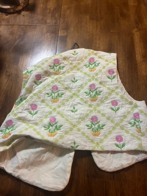 Zara Embroidered Floral Vest - Image 7