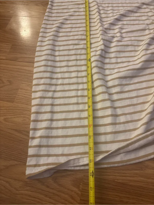 Universal Threads Striped Side-Ruched Tee Dress White & Tan Size Medium - Image 6