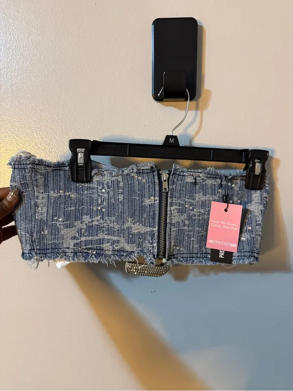 NWT Pretty little thing denim crop top size 6 - Image 2