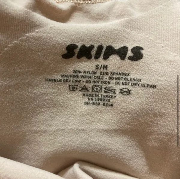 SKIMS BOXED Sculpting Brief Bodysuit S/M - Image 3