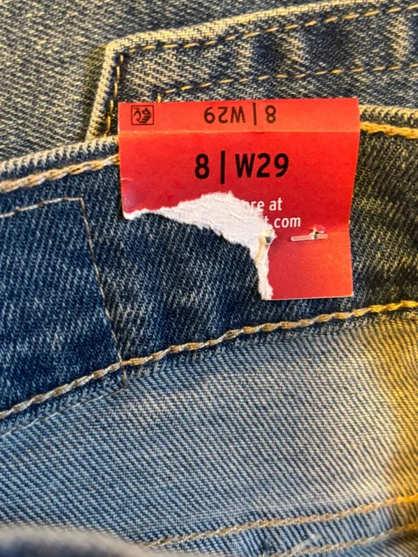 NWT Levi’s women’s Vintage High Rise Straight jeans sz 8 - Image 6