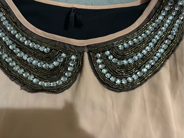 Source Unknown Black & Beige Embellished Collar Short Sleeve Top - Image 3