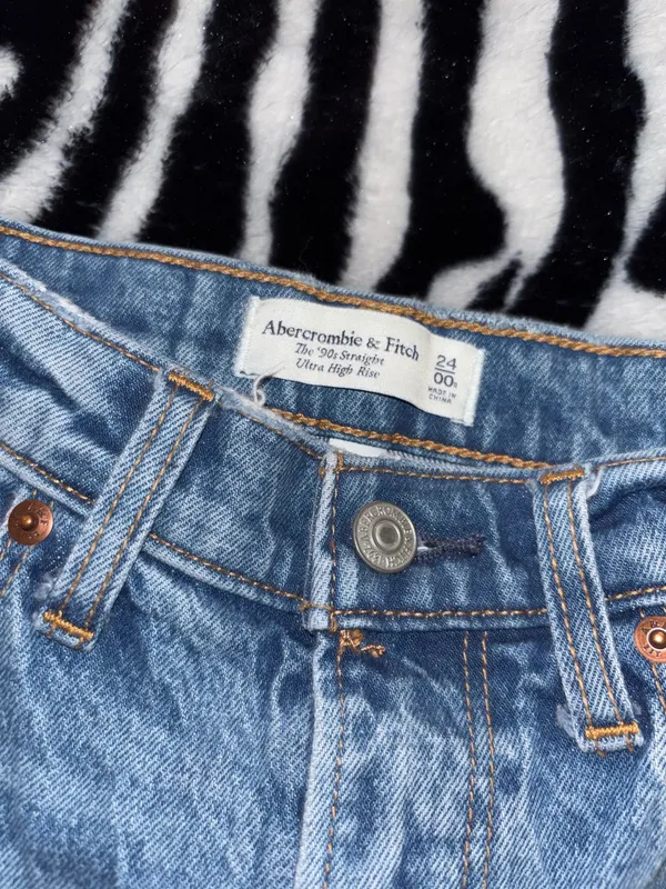 Abercrombie Jeans 90s - Image 3