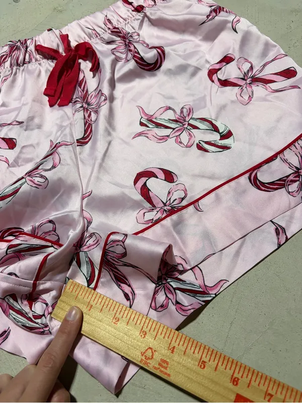 Victoria’s secret Pink Candy Cane bow Pajama Shorts medium - Image 3