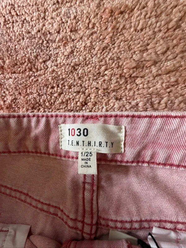 1030 Tenthirty Pink Baggy Wide Leg Jeans XS Butterfly Applique NWT - Image 2