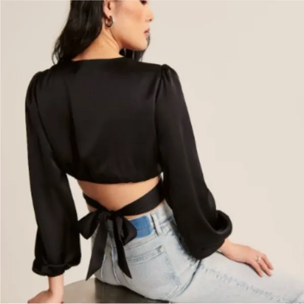 Abercrombie Fitch Top Women Surplice Faux Wrap VNeck Ballerina Satin Sz M Sexy - Image 2