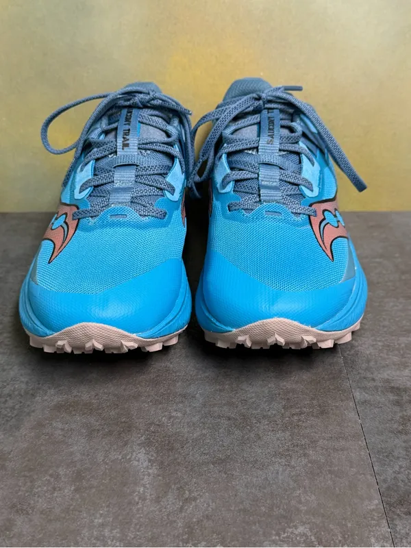 Saucony Endorphin Edge Cushioned Women's Blue Trail Running Shoes Size 7.5 - Image 9