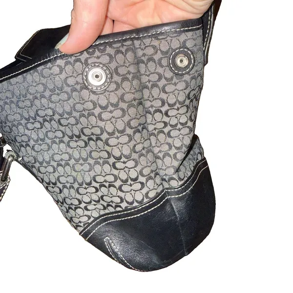 Vintage Soho Coach Signature Demi Buckle Flap Shoulder Bag 6388 Charcoal Black - Image 9