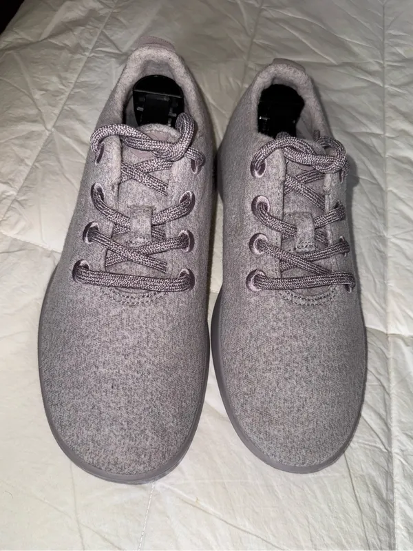 allbirds Women's Heather Gray Wool Runners - Image 2