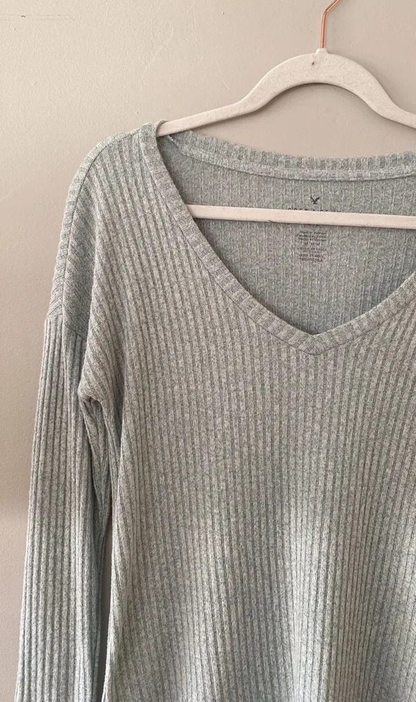 American Eagle soft & sexy rib long sleeve - Image 2