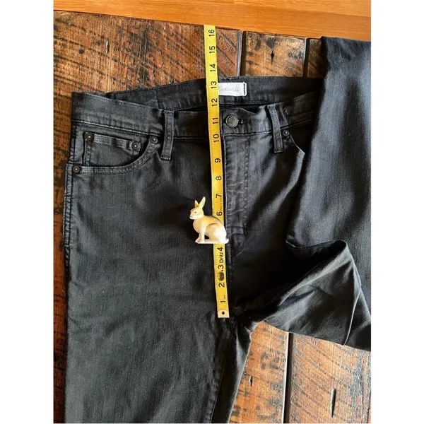 Madewell 10 inch high riser skinny skinny jeans in black color size 32 tall - Image 4