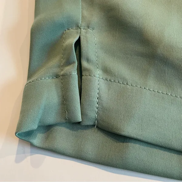 A New Day Jogger Pants Women’s Size Medium Green Lightweight Tapered Leg Pull On - Image 8