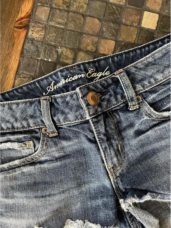 Vintage Y2K American Eagle Lowrise Micro Shorts size 2 💙 - Image 2