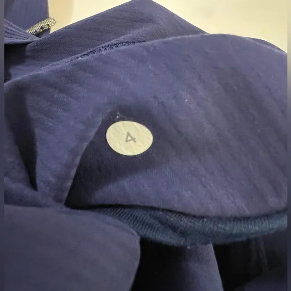 Lululemon Dance Studio Crop Jogger Pants Blue Size 4 Drawstring Waist - Image 4