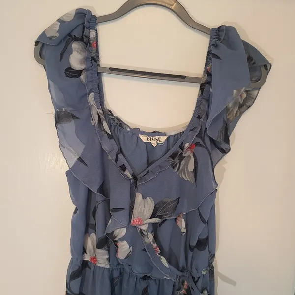 Hint of Blush Long Maxi Flutter Dress Size Large Magnolia Floral Blue High Low - Image 8