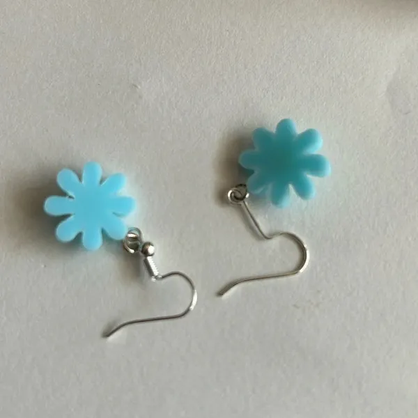 3/$20 Blue and Yellow Silver Plated Flower Floral Groovy Dangling Drop Earrings - Image 2