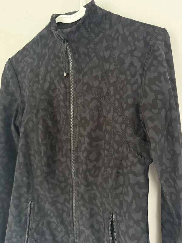 Lululemon Define Jacket - Image 5