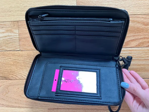 Betsey Johnson Wallet Wristlet Zip Around - Image 4