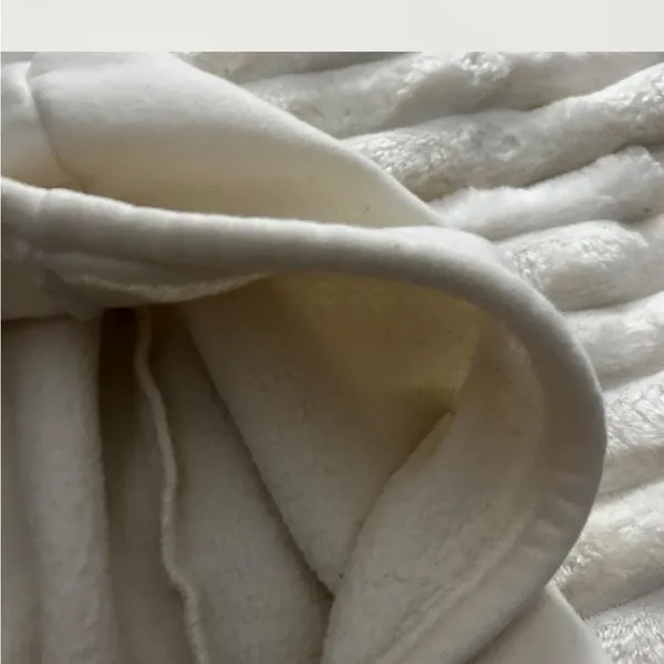 Amazon Cream Zip-Up Hoodie - Image 2