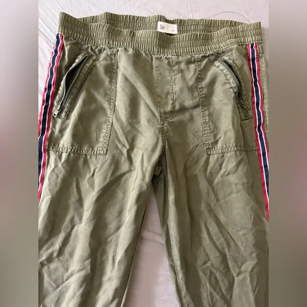 SO Brand Green Women's Elastic Waist/Ankle Pants Size‎ Small - Image 3