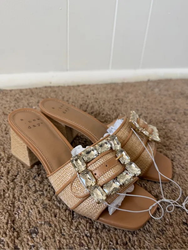 A New Day Rhinestone Buckle Block Heel 6.5 Slide Sandals Beige Women’s - Image 2