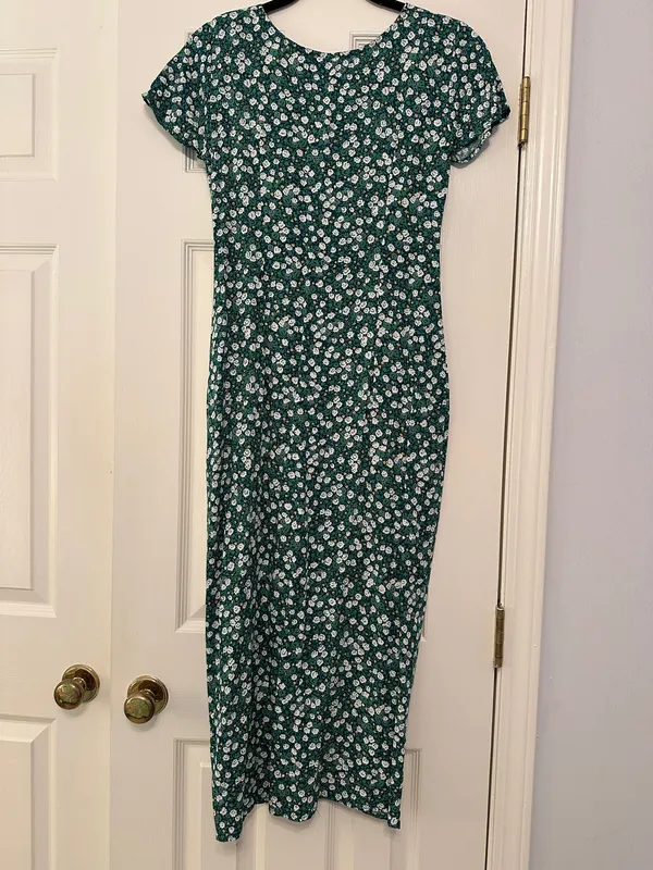 Motel Green Floral Button Front Midi Dress - Image 4