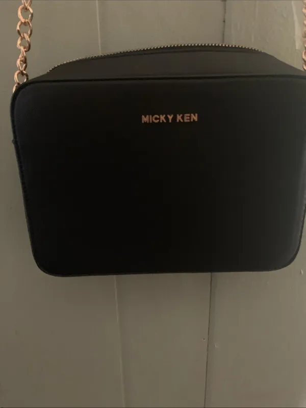 Black Crossbody Bag with Gold Chain Strap - Image 2