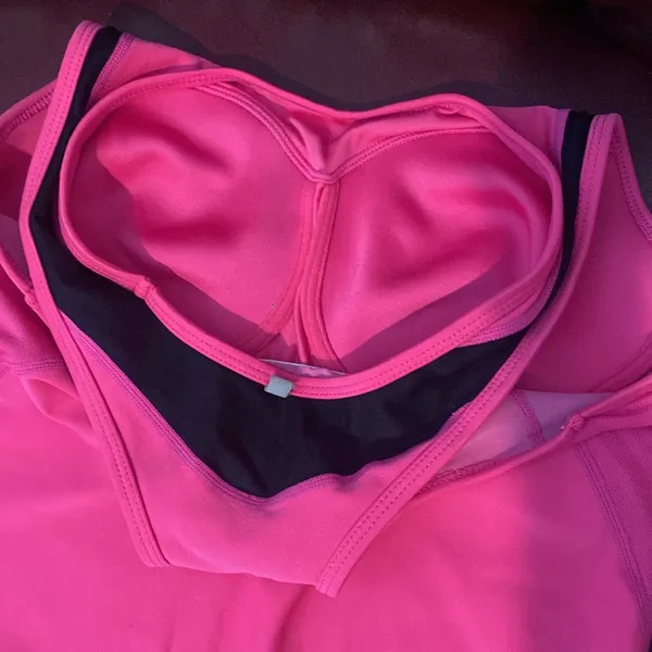 Nike Atthletic Too Size S - Image 5
