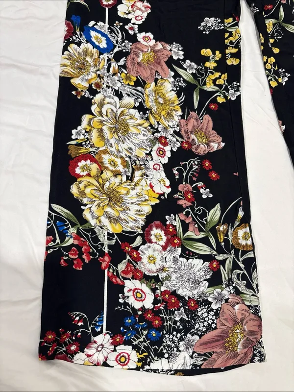 Elie Tahari Black Floral Wide Leg Pants Drawstring Adjustable Waist Size Small - Image 3
