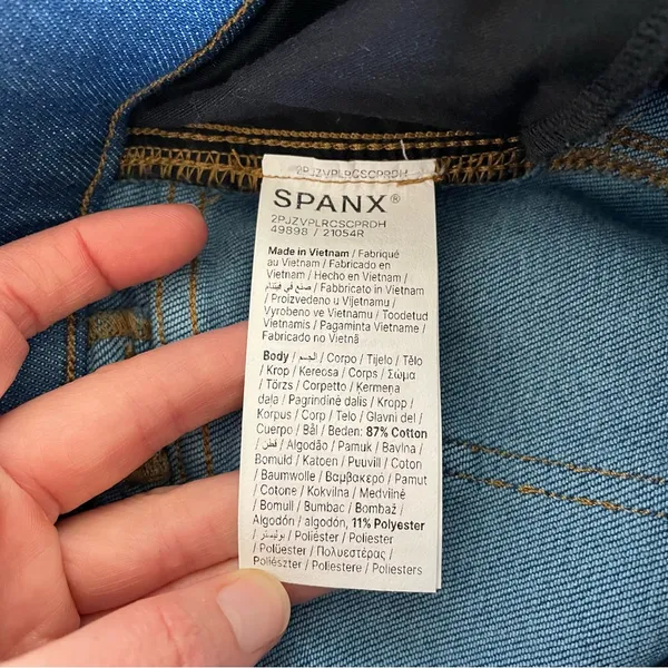 Spanx Cropped Wide Leg Jean Washed Blue Size Medium Patch Pocket Chore Retro - Image 7