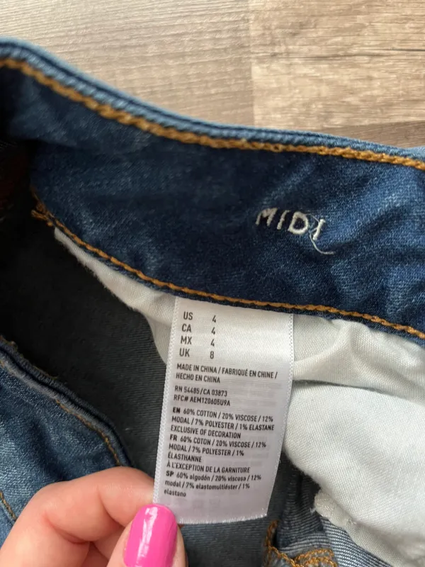 American Eagle Shorts - Image 4