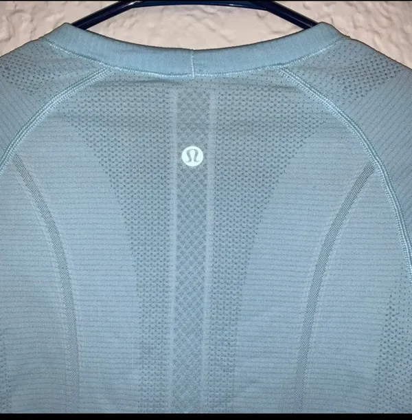 Long Sleeve Swiftly Tech - Image 3