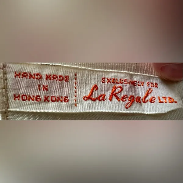 VINTAGE: La Regale | ladies clutch handbag - Image 9