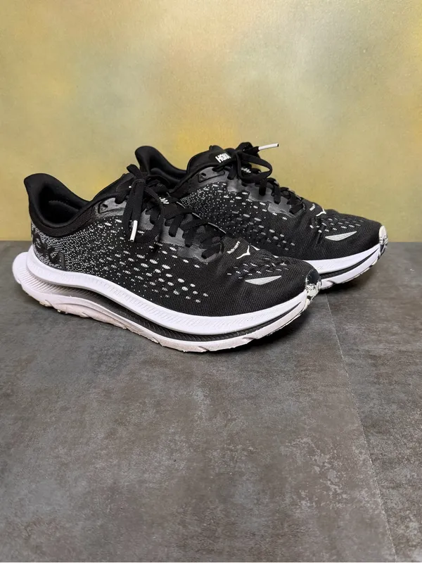 Hoka One One Kawana Women's Black/White Running Shoes Size 8.5B - Image 5