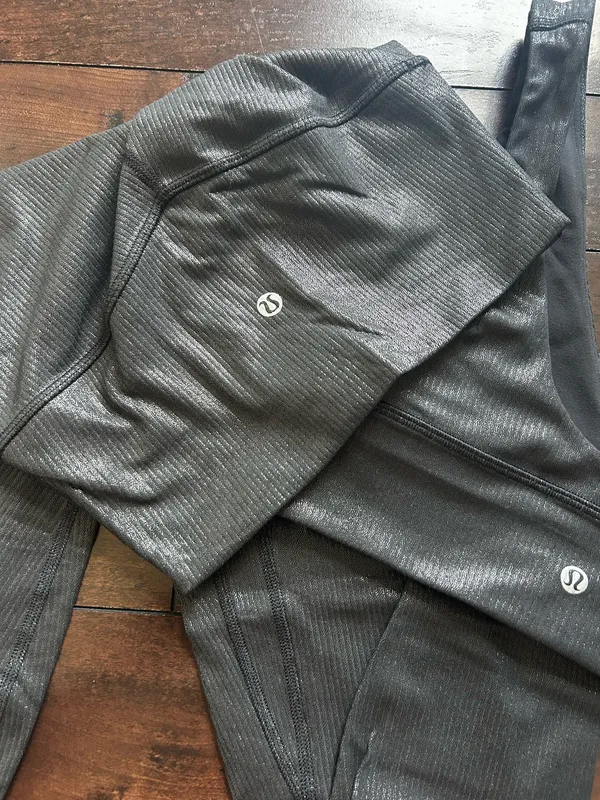 Lululemon Black Align HR Shine leggings 28” & Align bra - Image 7